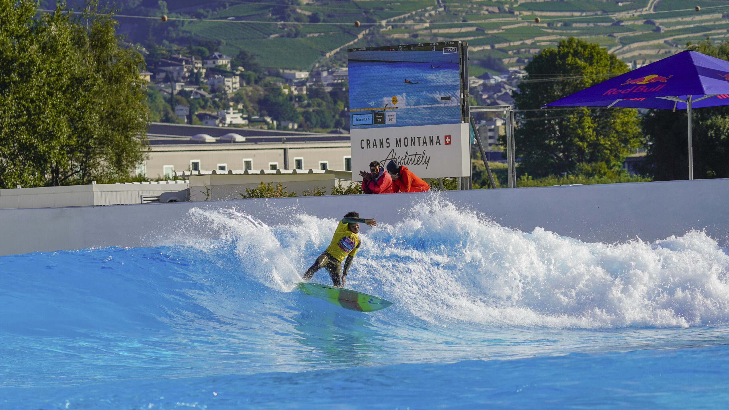 Surfer at Alaia Bay CheckMySurf